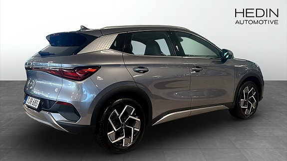 BYD Atto 3 2 of 9