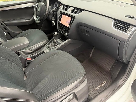 Skoda Octavia 10 of 23