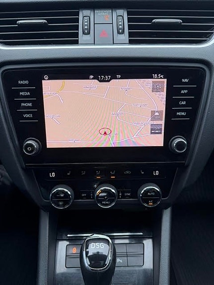 Skoda Octavia 14 of 23