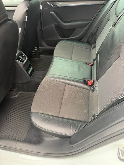 Skoda Octavia 21 of 23