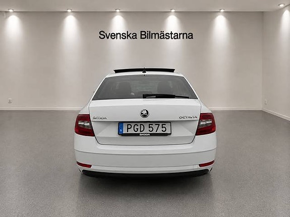 Skoda Octavia 4 of 23