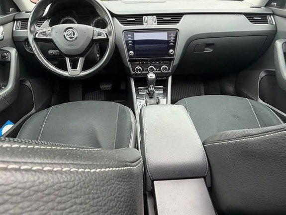 Skoda Octavia 11 of 23