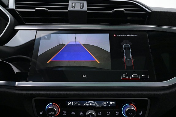 Audi Q3 13 of 27