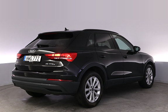 Audi Q3 5 of 27