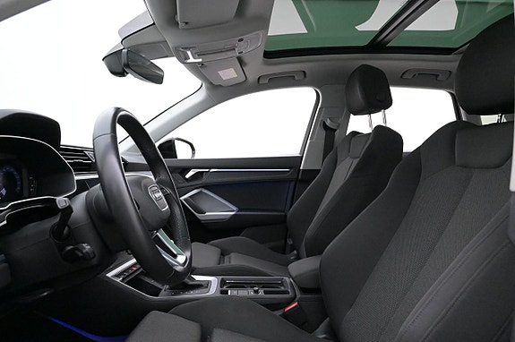 Audi Q3 10 of 27