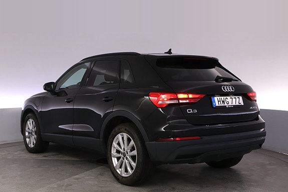 Audi Q3 4 of 27