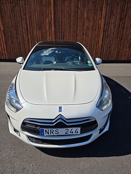 Citroen DS5 2 of 19