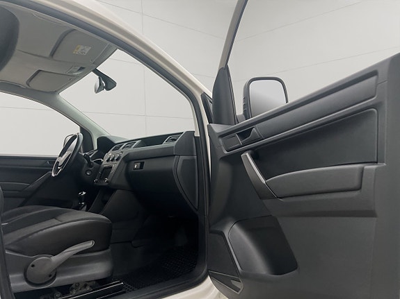 Volkswagen Caddy Maxi 25 of 29