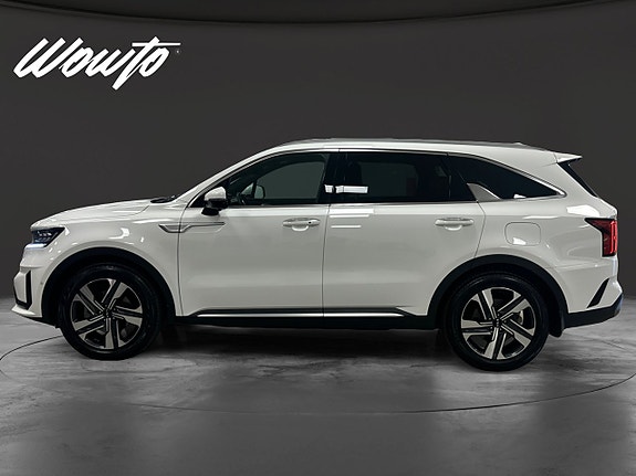 Kia Sorento 3 of 16
