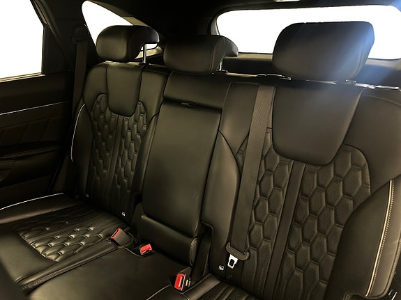 Kia Sorento 15 of 16