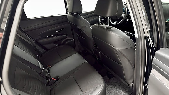 Hyundai Tucson 5 of 12