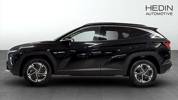 Hyundai Tucson 6 of 12