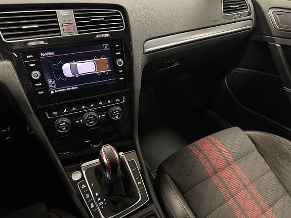 Volkswagen Golf I 11 of 18