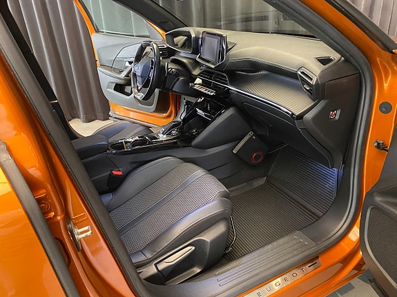 Peugeot 2008 23 of 30