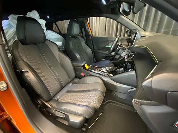 Peugeot 2008 8 of 30
