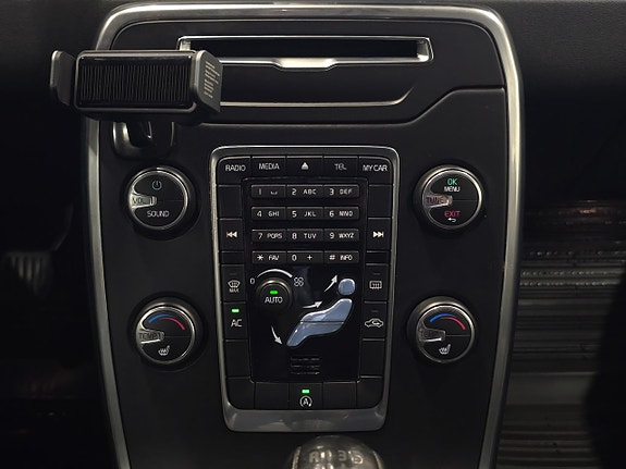 Volvo V70 21 of 30