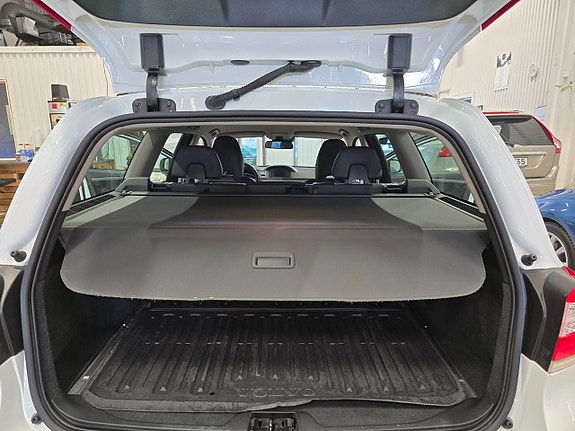 Volvo V70 27 of 30