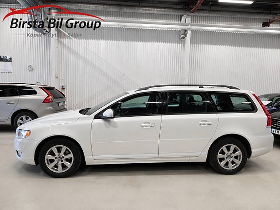 Volvo V70 9 of 30