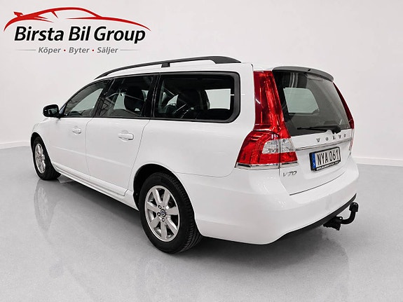 Volvo V70 5 of 30