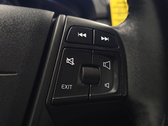 Volvo V70 19 of 30
