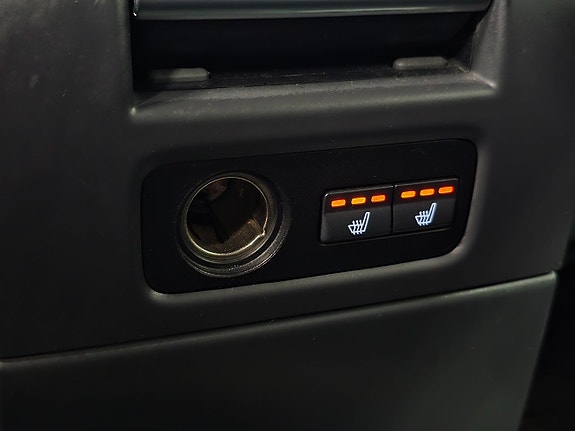 Volvo V70 15 of 30