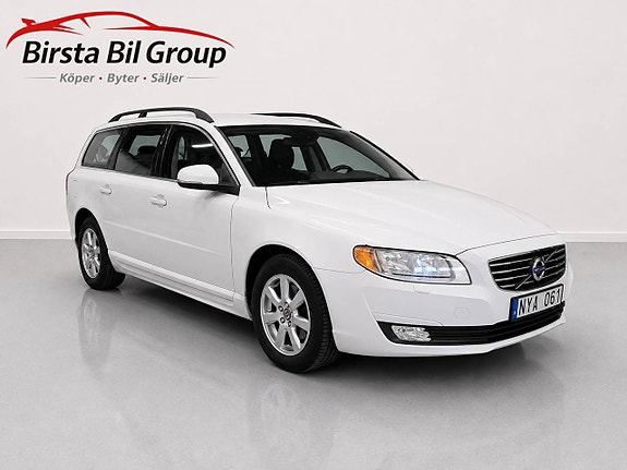 Volvo V70 2 of 30