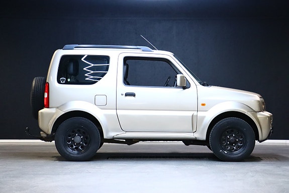 Suzuki Jimny 6 of 22