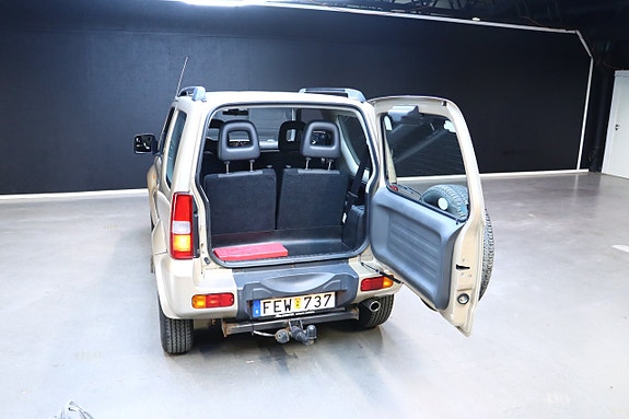 Suzuki Jimny 16 of 22