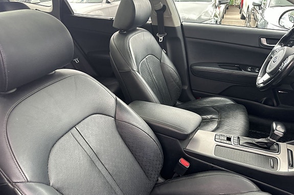 Kia Optima 11 of 30