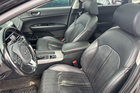 Kia Optima 17 of 30