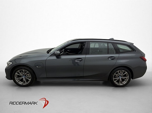 BMW 330e 4 of 30