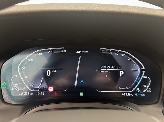 BMW 330e 19 of 30