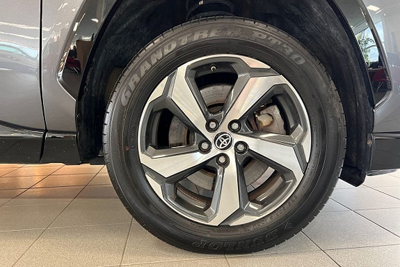 Toyota RAV4 17 of 21