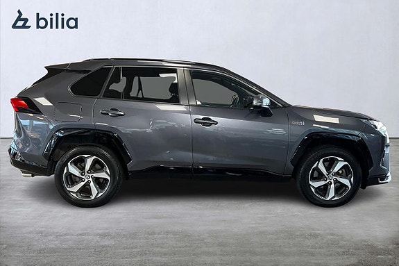 Toyota RAV4 18 of 21