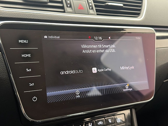 Skoda Superb 21 of 30