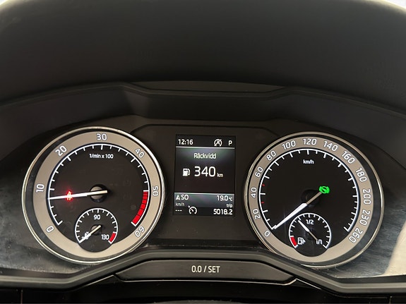 Skoda Superb 19 of 30