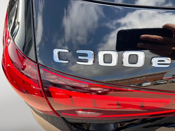 Mercedes-Benz C300 26 of 26