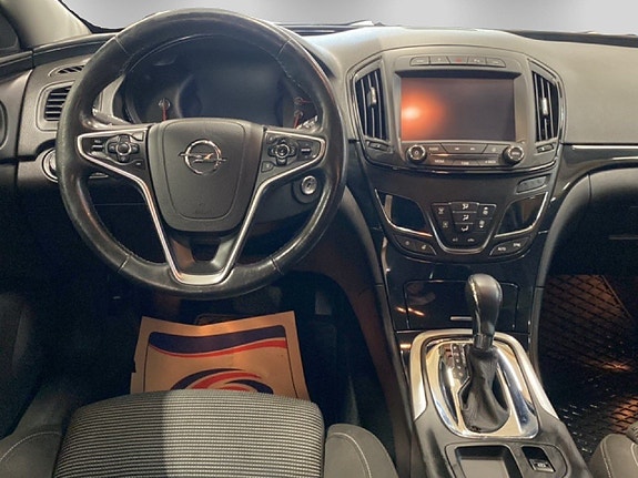 Opel Insignia 7 of 10