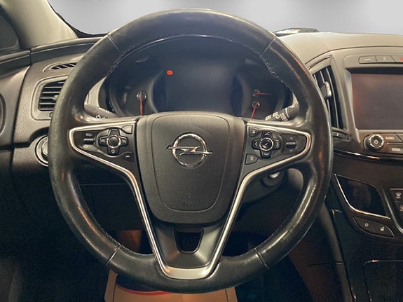 Opel Insignia 8 of 10