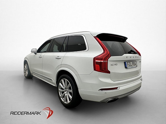 Volvo XC90 5 of 30