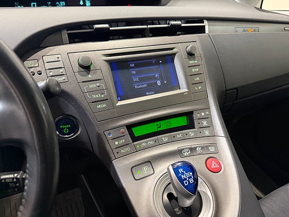 Toyota Prius Plug-in Hybrid 15 of 19
