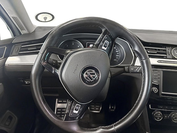 Volkswagen Passat Alltrack 9 of 9