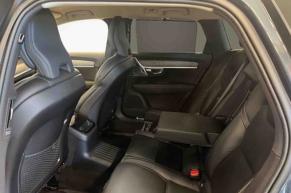Volvo V90 14 of 17