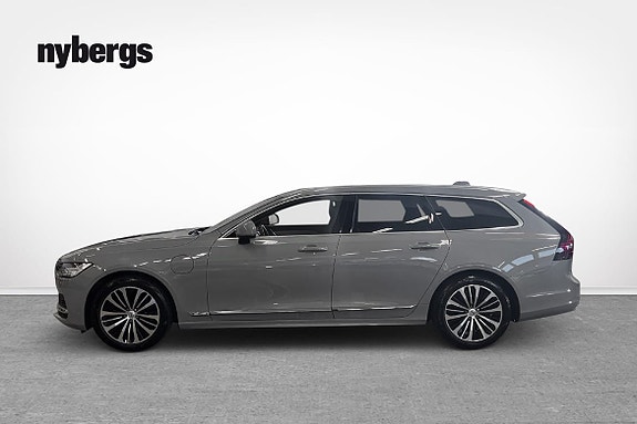 Volvo V90 2 of 14