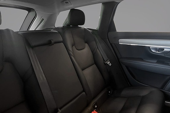 Volvo V90 10 of 14
