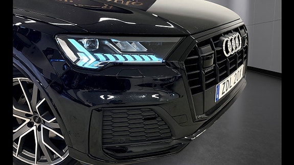 Audi Q7 3 of 25
