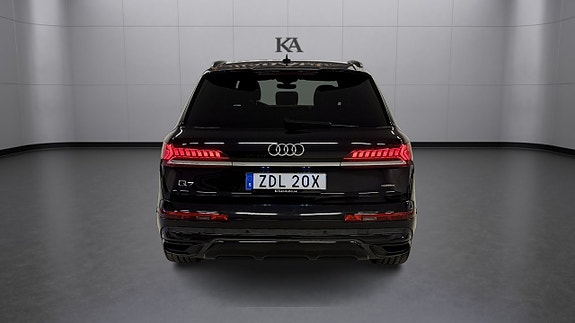 Audi Q7 11 of 25