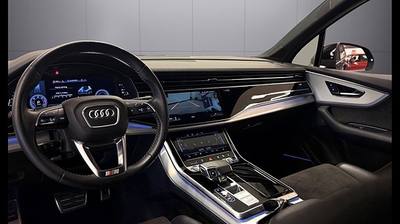 Audi Q7 6 of 25