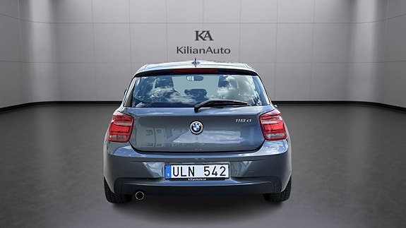 BMW 118d 5 of 18