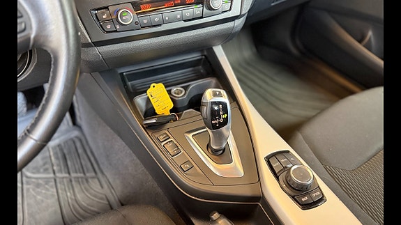BMW 118d 18 of 18